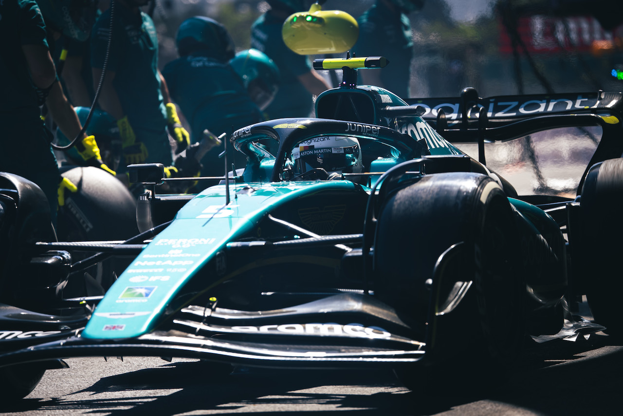 GP AZERBAIJAN, Sebastian Vettel (GER) Aston Martin F1 Team AMR22.
11.06.2022. Formula 1 World Championship, Rd 8, Azerbaijan Grand Prix, Baku Street Circuit, Azerbaijan, Qualifiche Day.
- www.xpbimages.com, EMail: requests@xpbimages.com © Copyright: Bearne / XPB Images