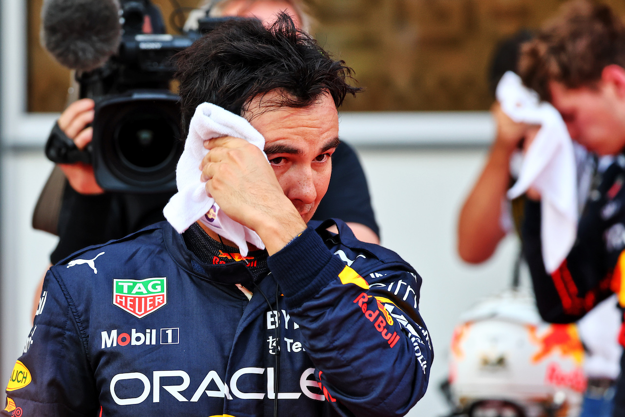 GP AZERBAIJAN, Sergio Perez (MEX) Red Bull Racing in qualifying parc ferme.
11.06.2022. Formula 1 World Championship, Rd 8, Azerbaijan Grand Prix, Baku Street Circuit, Azerbaijan, Qualifiche Day.
- www.xpbimages.com, EMail: requests@xpbimages.com © Copyright: Batchelor / XPB Images