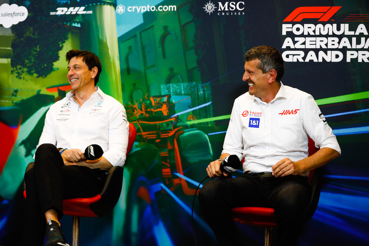GP AZERBAIJAN, (L to R): Toto Wolff (GER) Mercedes AMG F1 Shareholder e Executive Director e Guenther Steiner (ITA) Haas F1 Team Prinicipal in the FIA Press Conference.
11.06.2022. Formula 1 World Championship, Rd 8, Azerbaijan Grand Prix, Baku Street Circuit, Azerbaijan, Qualifiche Day.
- www.xpbimages.com, EMail: requests@xpbimages.com © Copyright: XPB Images