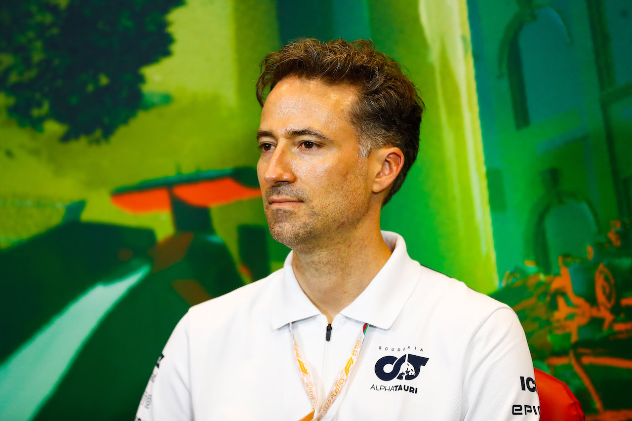 GP AZERBAIJAN, Guillaume Dezoteux (ITA) AlphaTauri Head Of Vehicle Performance in the FIA Press Conference.
11.06.2022. Formula 1 World Championship, Rd 8, Azerbaijan Grand Prix, Baku Street Circuit, Azerbaijan, Qualifiche Day.
- www.xpbimages.com, EMail: requests@xpbimages.com © Copyright: XPB Images