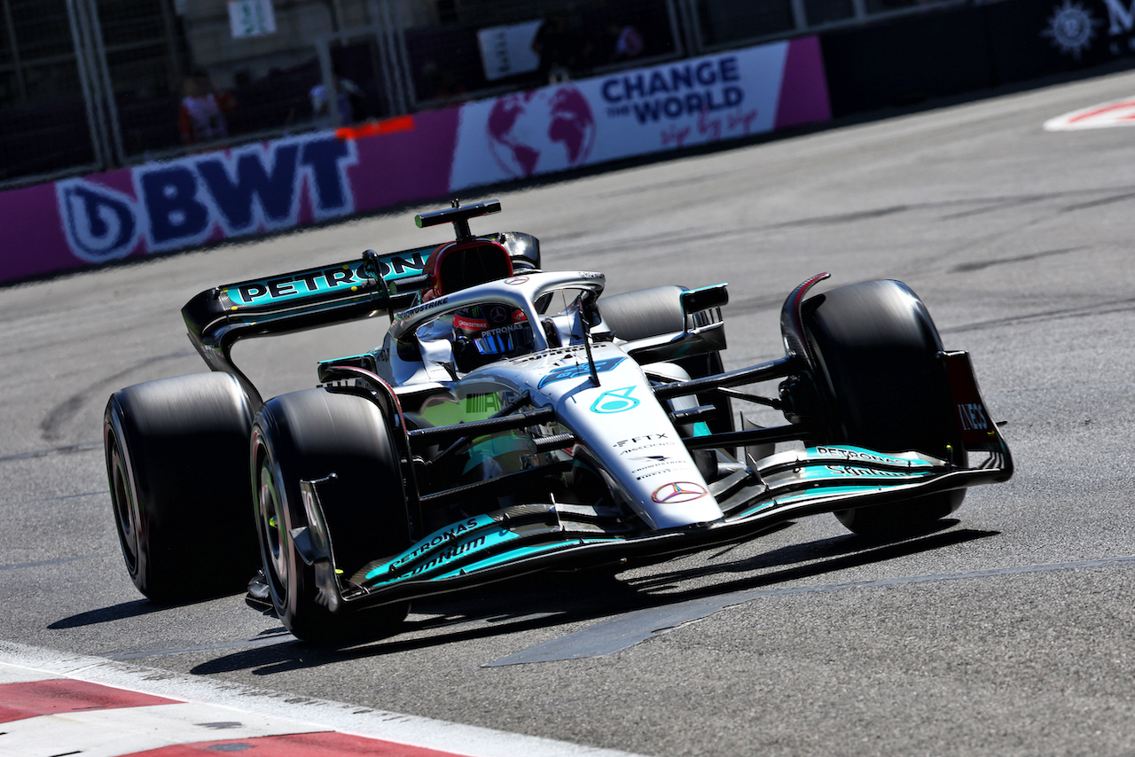 GP AZERBAIJAN, George Russell (GBR) Mercedes AMG F1 W13.
11.06.2022. Formula 1 World Championship, Rd 8, Azerbaijan Grand Prix, Baku Street Circuit, Azerbaijan, Qualifiche Day.
- www.xpbimages.com, EMail: requests@xpbimages.com © Copyright: Batchelor / XPB Images