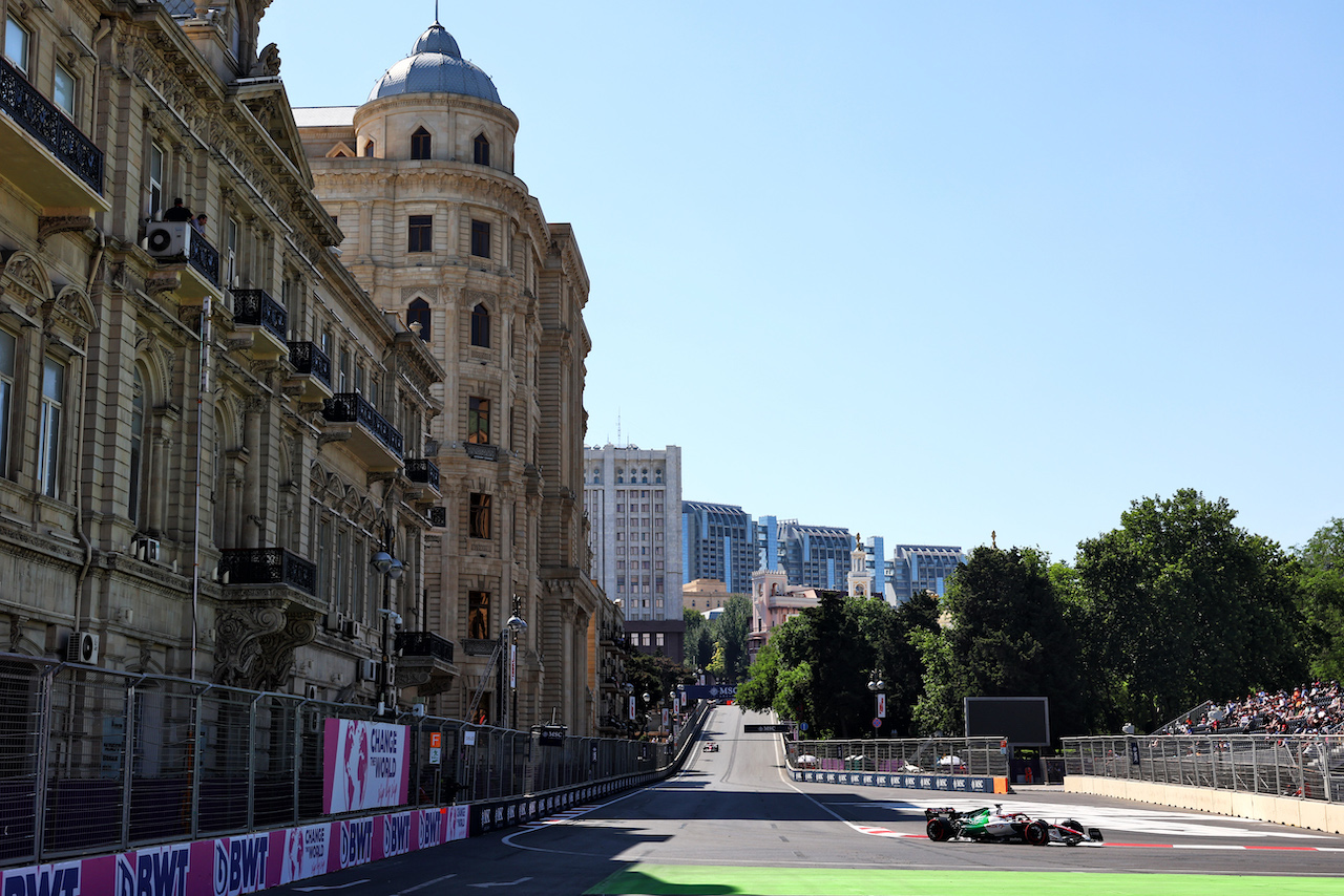GP AZERBAIJAN, Valtteri Bottas (FIN) Alfa Romeo F1 Team C42.
11.06.2022. Formula 1 World Championship, Rd 8, Azerbaijan Grand Prix, Baku Street Circuit, Azerbaijan, Qualifiche Day.
- www.xpbimages.com, EMail: requests@xpbimages.com © Copyright: Batchelor / XPB Images