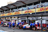 GP AZERBAIJAN, Mick Schumacher (GER) Haas VF-22 e Kevin Magnussen (DEN) Haas VF-22 in the pits.
11.06.2022. Formula 1 World Championship, Rd 8, Azerbaijan Grand Prix, Baku Street Circuit, Azerbaijan, Qualifiche Day.
- www.xpbimages.com, EMail: requests@xpbimages.com © Copyright: Batchelor / XPB Images