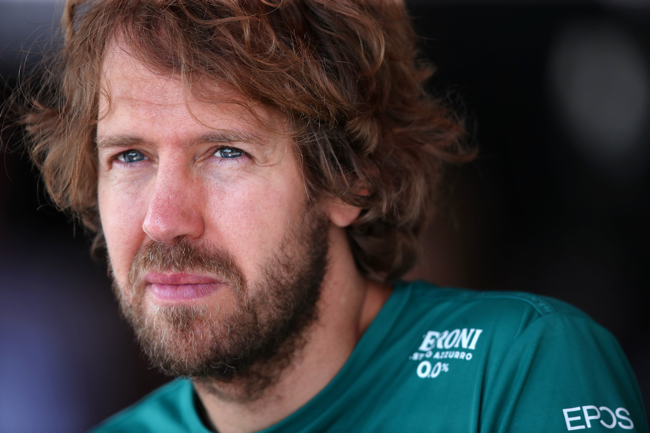 GP AZERBAIJAN, Sebastian Vettel (GER) Aston Martin F1 Team.
10.06.2022. Formula 1 World Championship, Rd 8, Azerbaijan Grand Prix, Baku Street Circuit, Azerbaijan, Practice Day.
 - www.xpbimages.com, EMail: requests@xpbimages.com © Copyright: Coates / XPB Images