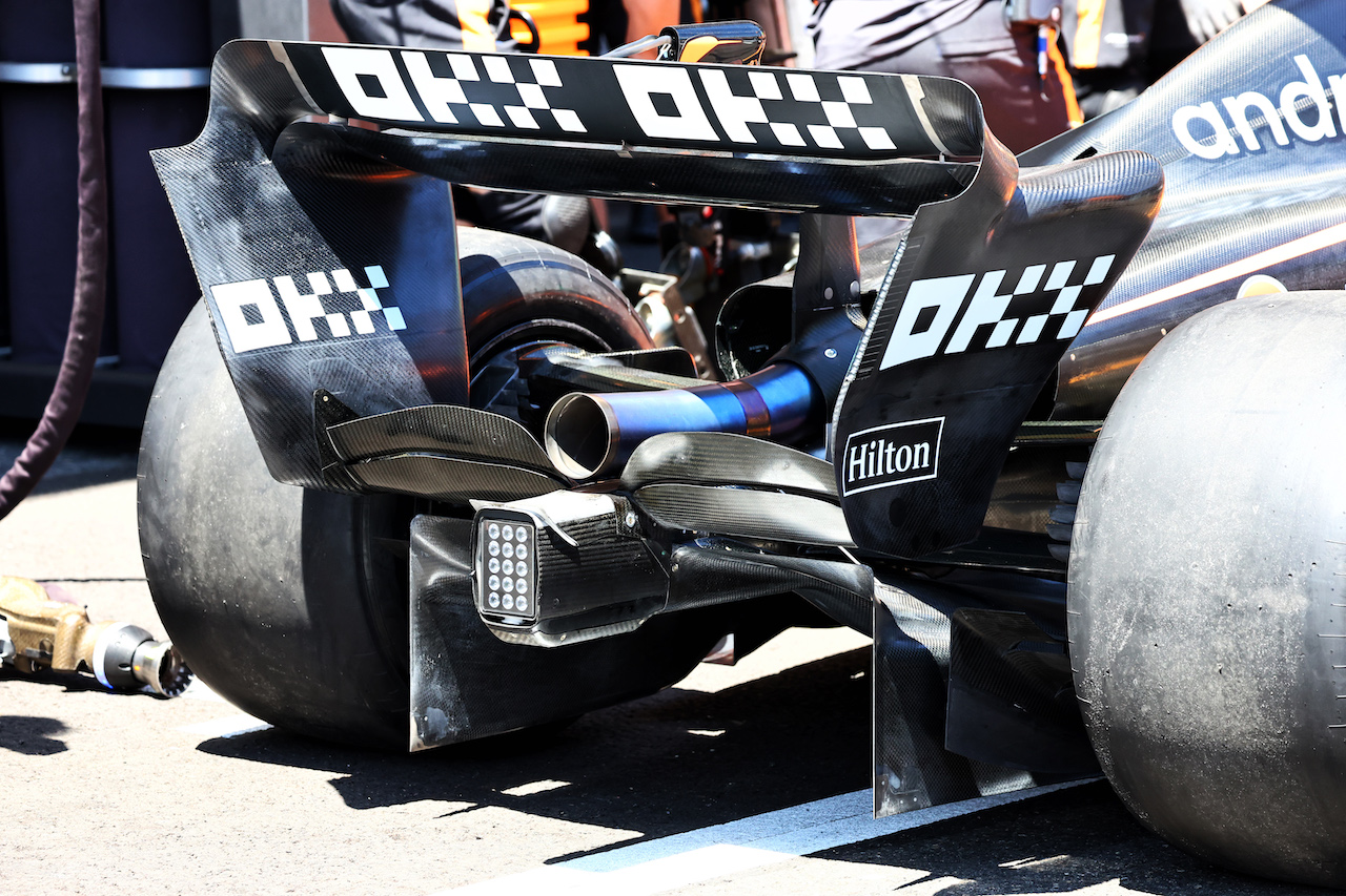 GP AZERBAIJAN, McLaren MCL36 rear wing e diffuser.
10.06.2022. Formula 1 World Championship, Rd 8, Azerbaijan Grand Prix, Baku Street Circuit, Azerbaijan, Practice Day.
- www.xpbimages.com, EMail: requests@xpbimages.com © Copyright: Batchelor / XPB Images