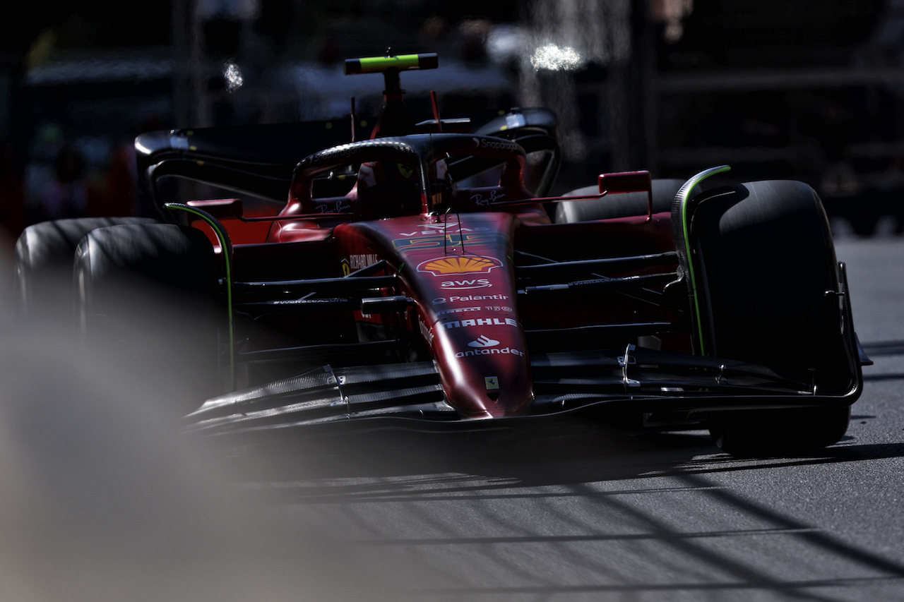 GP AZERBAIJAN, Carlos Sainz Jr (ESP) Ferrari F1-75.
10.06.2022. Formula 1 World Championship, Rd 8, Azerbaijan Grand Prix, Baku Street Circuit, Azerbaijan, Practice Day.
- www.xpbimages.com, EMail: requests@xpbimages.com © Copyright: Bearne / XPB Images