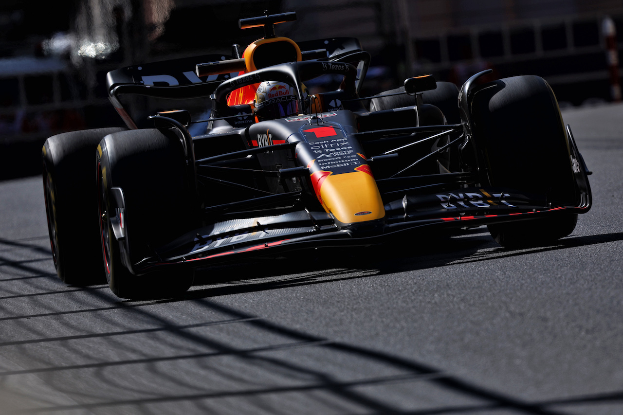 GP AZERBAIJAN, Max Verstappen (NLD) Red Bull Racing RB18.
10.06.2022. Formula 1 World Championship, Rd 8, Azerbaijan Grand Prix, Baku Street Circuit, Azerbaijan, Practice Day.
- www.xpbimages.com, EMail: requests@xpbimages.com © Copyright: Bearne / XPB Images
