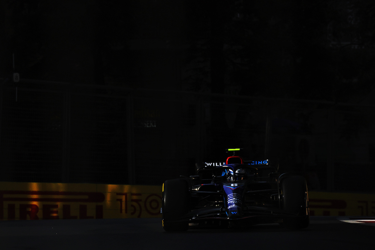 GP AZERBAIJAN, Nicholas Latifi (CDN) Williams Racing FW44.
10.06.2022. Formula 1 World Championship, Rd 8, Azerbaijan Grand Prix, Baku Street Circuit, Azerbaijan, Practice Day.
- www.xpbimages.com, EMail: requests@xpbimages.com © Copyright: Bearne / XPB Images