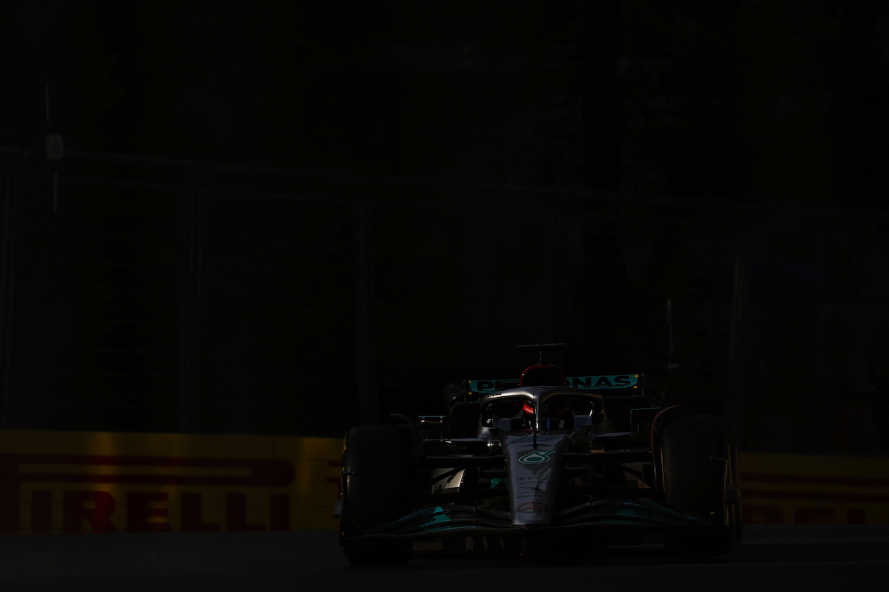 GP AZERBAIJAN, George Russell (GBR) Mercedes AMG F1 W13.
10.06.2022. Formula 1 World Championship, Rd 8, Azerbaijan Grand Prix, Baku Street Circuit, Azerbaijan, Practice Day.
- www.xpbimages.com, EMail: requests@xpbimages.com © Copyright: Bearne / XPB Images