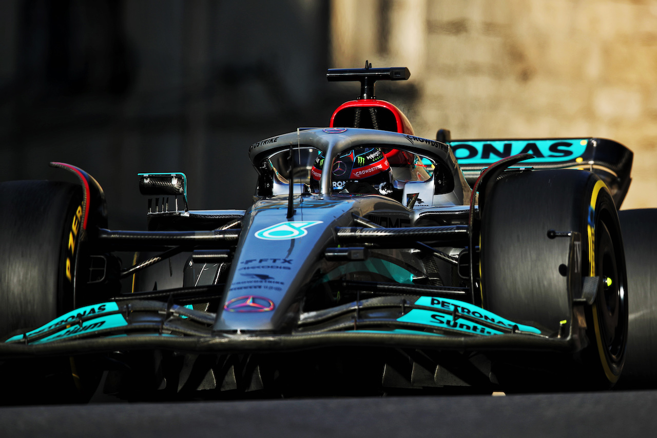 GP AZERBAIJAN, George Russell (GBR) Mercedes AMG F1 W13.
10.06.2022. Formula 1 World Championship, Rd 8, Azerbaijan Grand Prix, Baku Street Circuit, Azerbaijan, Practice Day.
 - www.xpbimages.com, EMail: requests@xpbimages.com © Copyright: Coates / XPB Images