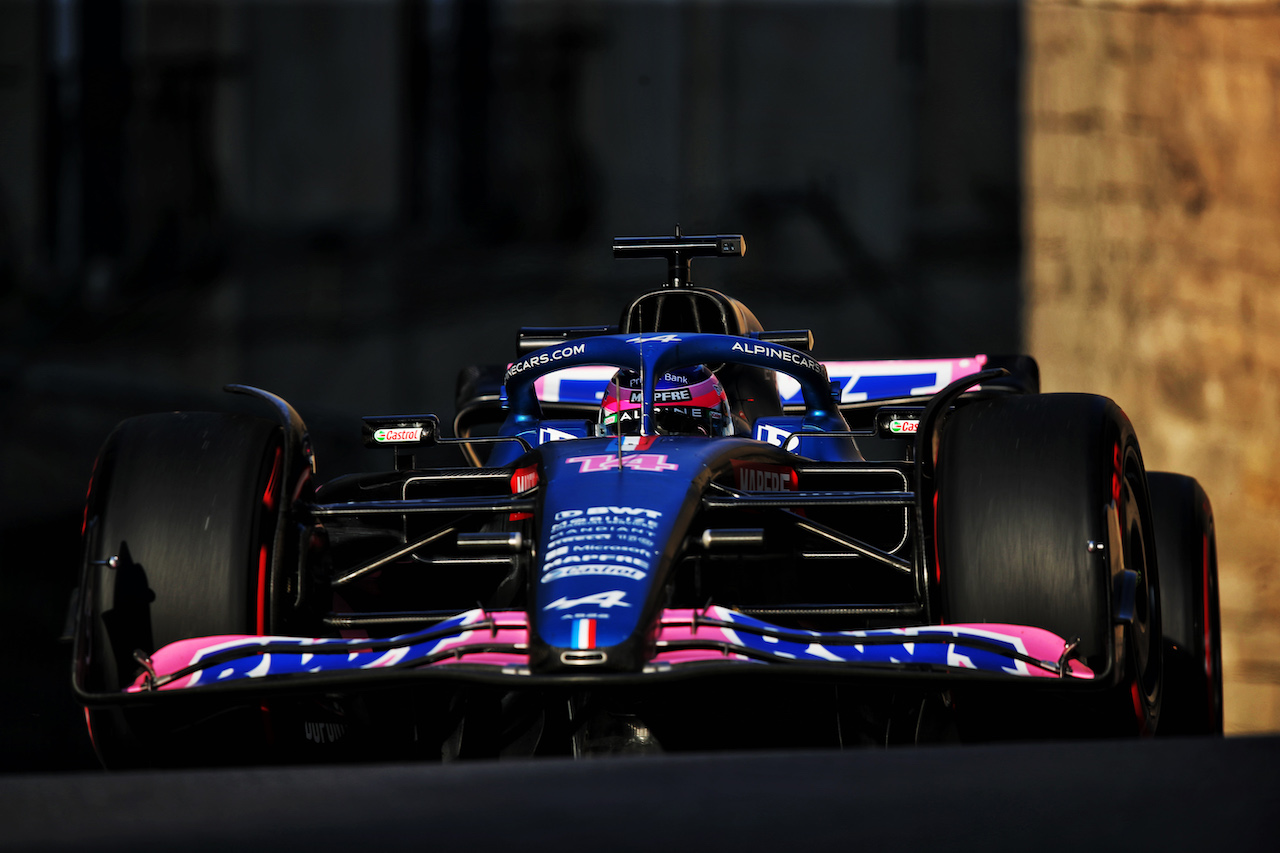 GP AZERBAIJAN, Fernando Alonso (ESP) Alpine F1 Team A522.
10.06.2022. Formula 1 World Championship, Rd 8, Azerbaijan Grand Prix, Baku Street Circuit, Azerbaijan, Practice Day.
 - www.xpbimages.com, EMail: requests@xpbimages.com © Copyright: Coates / XPB Images