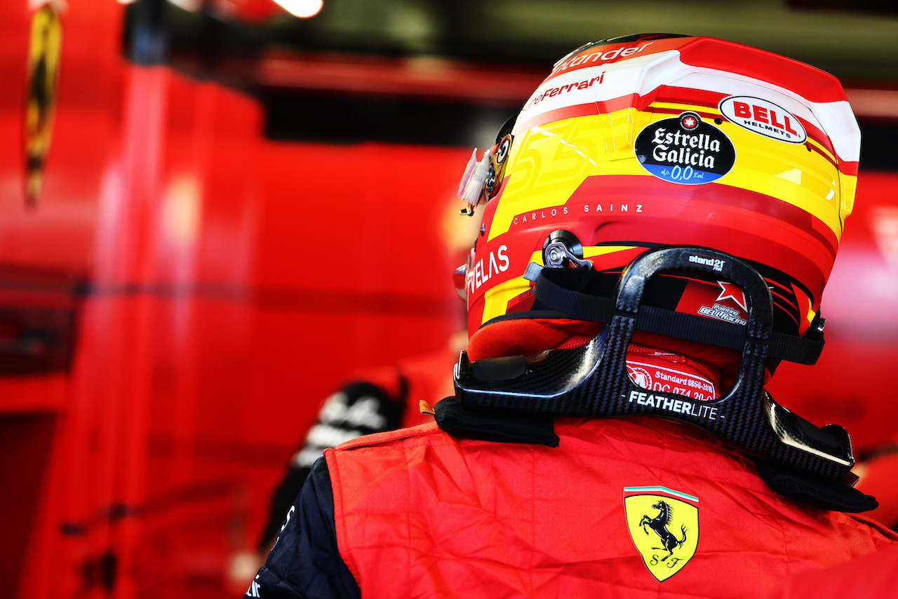 GP AZERBAIJAN, Carlos Sainz Jr (ESP) Ferrari.
10.06.2022. Formula 1 World Championship, Rd 8, Azerbaijan Grand Prix, Baku Street Circuit, Azerbaijan, Practice Day.
- www.xpbimages.com, EMail: requests@xpbimages.com © Copyright: Batchelor / XPB Images