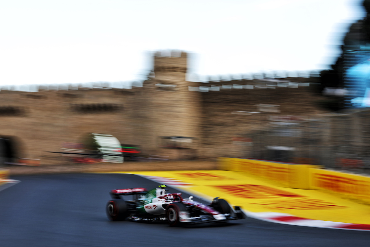 GP AZERBAIJAN, Guanyu Zhou (CHN) Alfa Romeo F1 Team C42.
10.06.2022. Formula 1 World Championship, Rd 8, Azerbaijan Grand Prix, Baku Street Circuit, Azerbaijan, Practice Day.
- www.xpbimages.com, EMail: requests@xpbimages.com © Copyright: Bearne / XPB Images