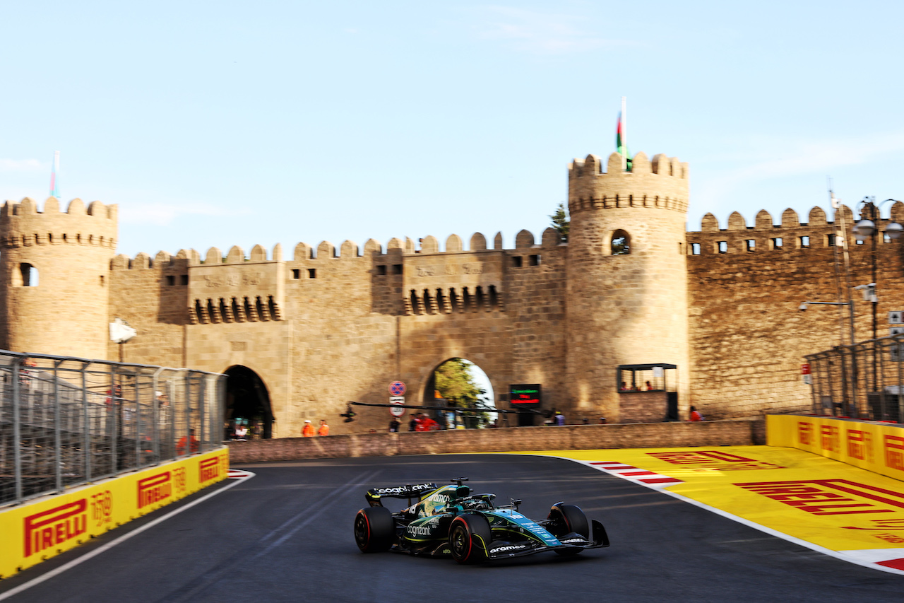 GP AZERBAIJAN, Lance Stroll (CDN) Aston Martin F1 Team AMR22.
10.06.2022. Formula 1 World Championship, Rd 8, Azerbaijan Grand Prix, Baku Street Circuit, Azerbaijan, Practice Day.
- www.xpbimages.com, EMail: requests@xpbimages.com © Copyright: Bearne / XPB Images