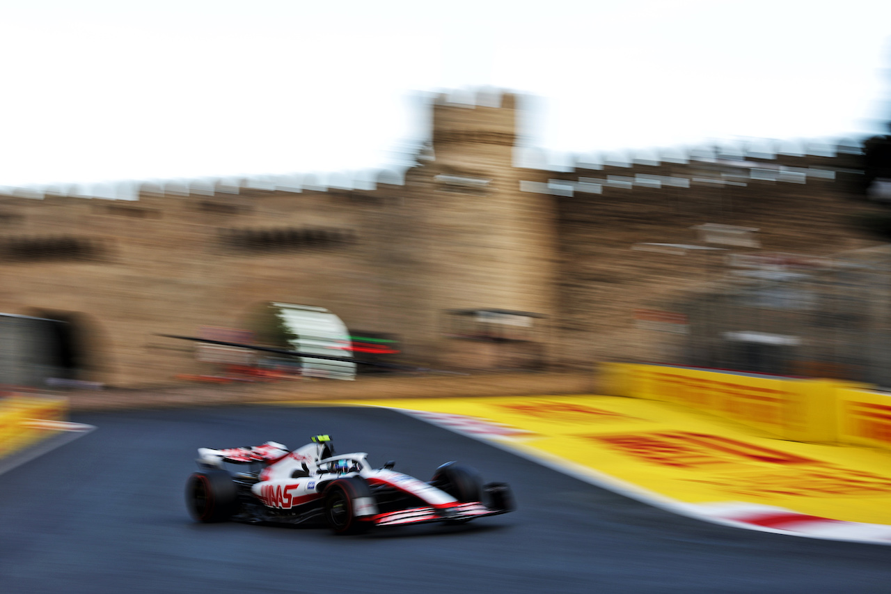 GP AZERBAIJAN, Mick Schumacher (GER) Haas VF-22.
10.06.2022. Formula 1 World Championship, Rd 8, Azerbaijan Grand Prix, Baku Street Circuit, Azerbaijan, Practice Day.
- www.xpbimages.com, EMail: requests@xpbimages.com © Copyright: Bearne / XPB Images