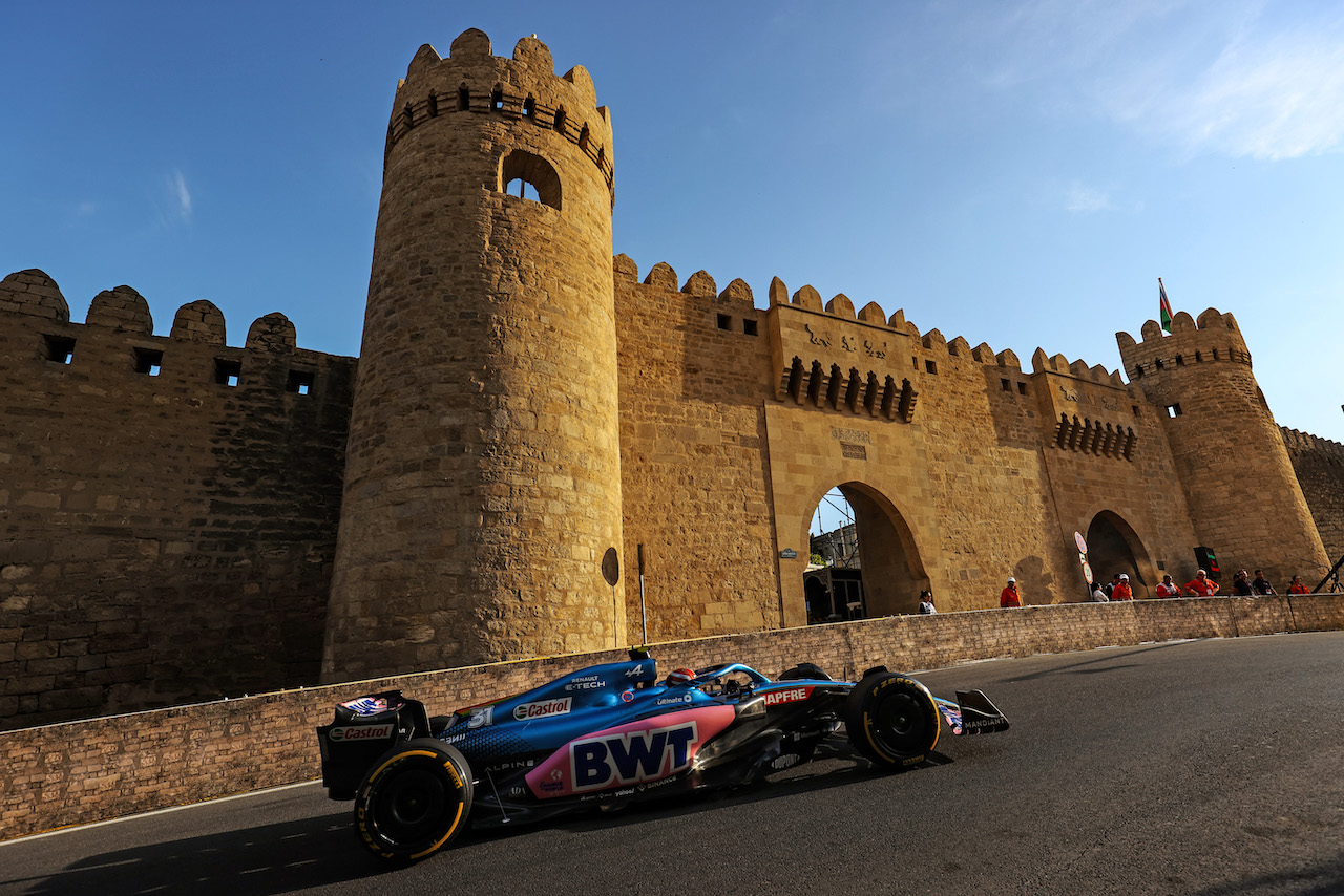 GP AZERBAIJAN, Esteban Ocon (FRA), Alpine F1 Team 
10.06.2022. Formula 1 World Championship, Rd 8, Azerbaijan Grand Prix, Baku Street Circuit, Azerbaijan, Practice Day.
- www.xpbimages.com, EMail: requests@xpbimages.com ¬© Copyright: Charniaux / XPB Images