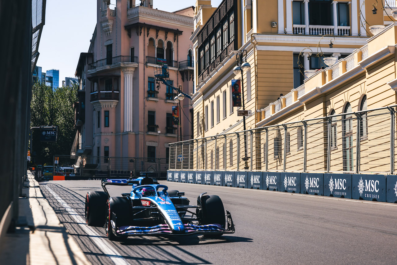 GP AZERBAIJAN, Fernando Alonso (ESP) Alpine F1 Team A522.
10.06.2022. Formula 1 World Championship, Rd 8, Azerbaijan Grand Prix, Baku Street Circuit, Azerbaijan, Practice Day.
- www.xpbimages.com, EMail: requests@xpbimages.com © Copyright: Bearne / XPB Images