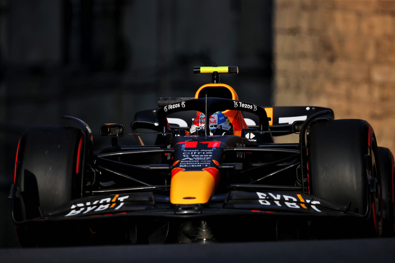 GP AZERBAIJAN, Sergio Perez (MEX) Red Bull Racing RB18.
10.06.2022. Formula 1 World Championship, Rd 8, Azerbaijan Grand Prix, Baku Street Circuit, Azerbaijan, Practice Day.
 - www.xpbimages.com, EMail: requests@xpbimages.com © Copyright: Coates / XPB Images