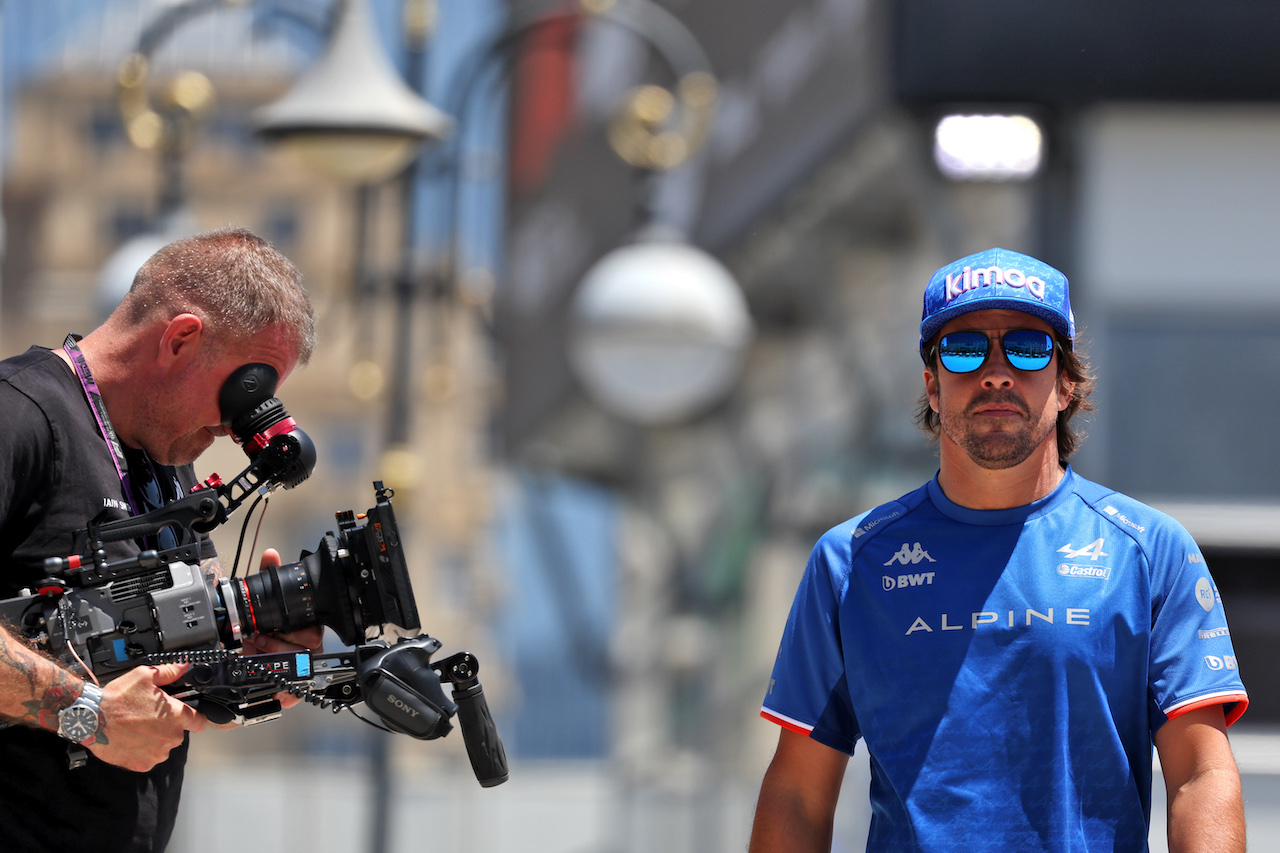 GP AZERBAIJAN, Fernando Alonso (ESP) Alpine F1 Team.
10.06.2022. Formula 1 World Championship, Rd 8, Azerbaijan Grand Prix, Baku Street Circuit, Azerbaijan, Practice Day.
- www.xpbimages.com, EMail: requests@xpbimages.com © Copyright: Bearne / XPB Images