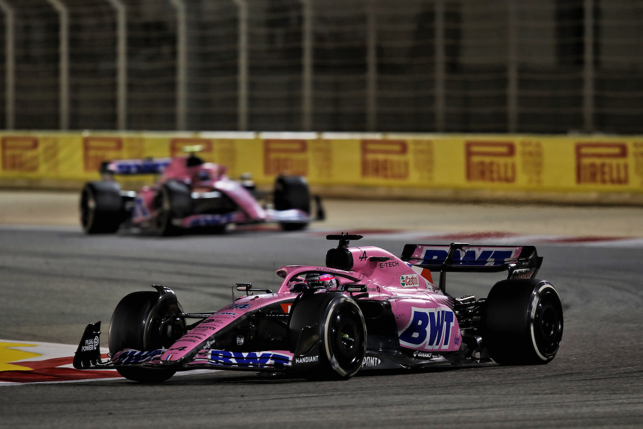 GP BAHRAIN, Fernando Alonso (ESP) Alpine F1 Team A522.
20.03.2022. Formula 1 World Championship, Rd 1, Bahrain Grand Prix, Sakhir, Bahrain, Gara Day.
 - www.xpbimages.com, EMail: requests@xpbimages.com © Copyright: Coates / XPB Images