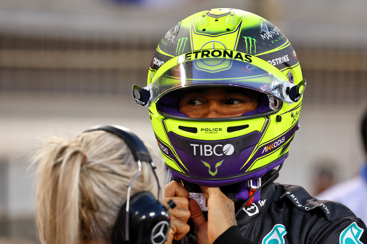 GP BAHRAIN, Lewis Hamilton (GBR) Mercedes AMG F1 on the grid.
20.03.2022. Formula 1 World Championship, Rd 1, Bahrain Grand Prix, Sakhir, Bahrain, Gara Day.
- www.xpbimages.com, EMail: requests@xpbimages.com © Copyright: Batchelor / XPB Images