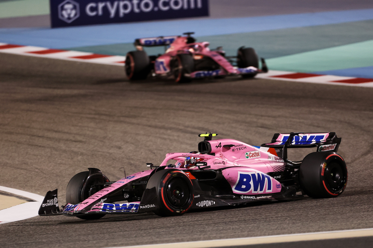 GP BAHRAIN, Esteban Ocon (FRA) Alpine F1 Team A522.
20.03.2022. Formula 1 World Championship, Rd 1, Bahrain Grand Prix, Sakhir, Bahrain, Gara Day.
- www.xpbimages.com, EMail: requests@xpbimages.com © Copyright: Charniaux / XPB Images