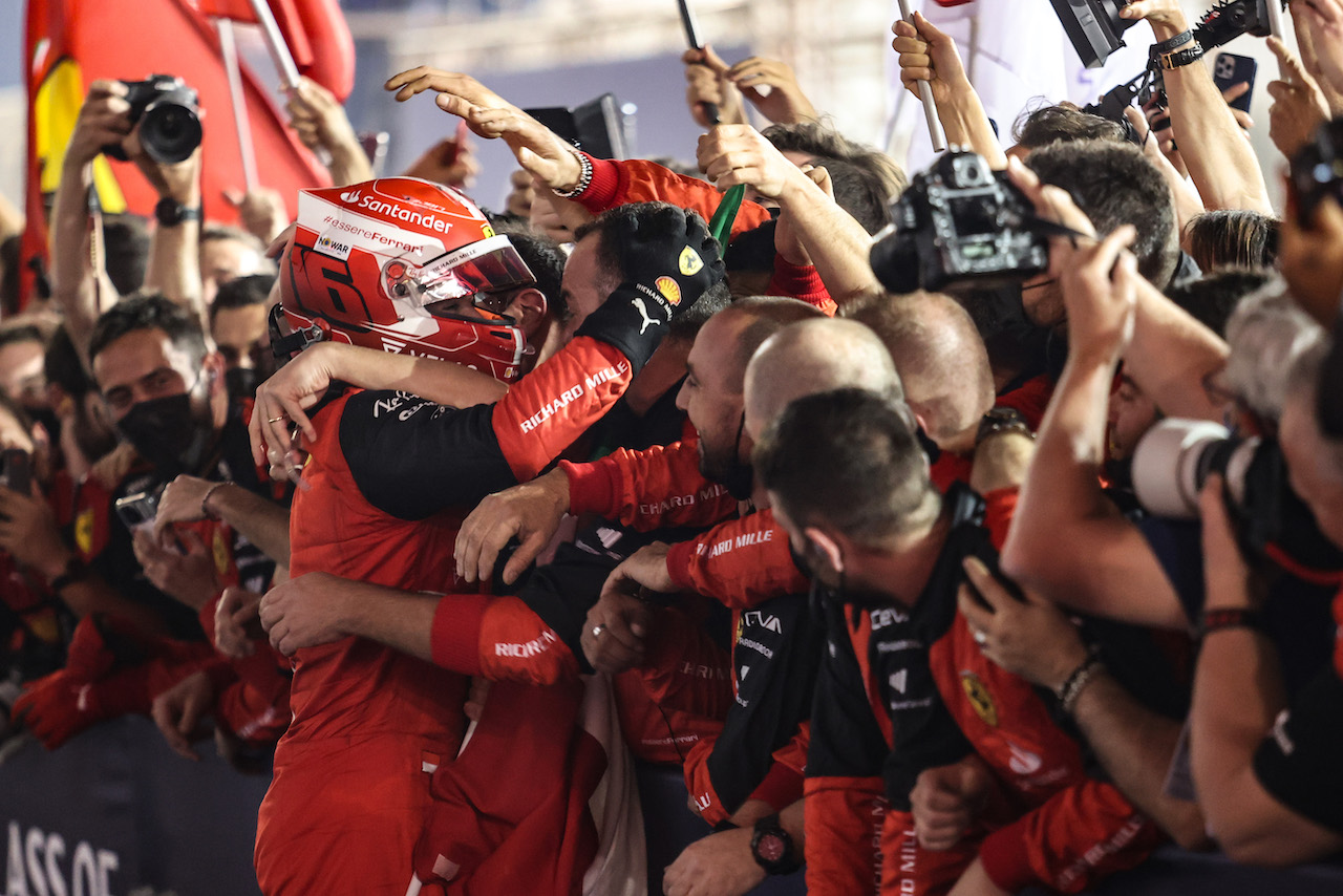 GP BAHRAIN, Charles Leclerc (FRA), Ferrari 
20.03.2022. Formula 1 World Championship, Rd 1, Bahrain Grand Prix, Sakhir, Bahrain, Gara Day.
- www.xpbimages.com, EMail: requests@xpbimages.com © Copyright: Charniaux / XPB Images