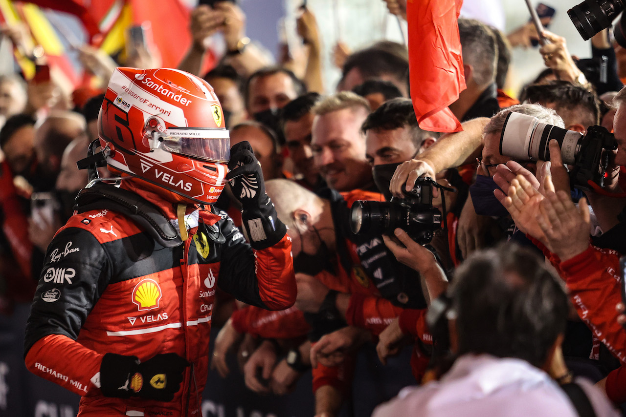 GP BAHRAIN, Charles Leclerc (FRA), Ferrari 
20.03.2022. Formula 1 World Championship, Rd 1, Bahrain Grand Prix, Sakhir, Bahrain, Gara Day.
- www.xpbimages.com, EMail: requests@xpbimages.com © Copyright: Charniaux / XPB Images