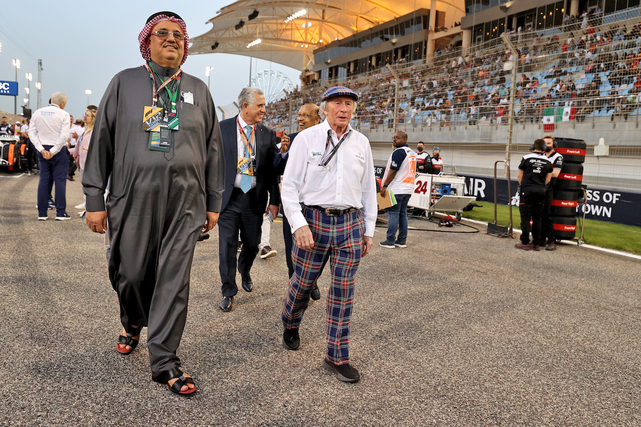 GP BAHRAIN, Jackie Stewart (GBR) on the grid.
20.03.2022. Formula 1 World Championship, Rd 1, Bahrain Grand Prix, Sakhir, Bahrain, Gara Day.
- www.xpbimages.com, EMail: requests@xpbimages.com © Copyright: Moy / XPB Images