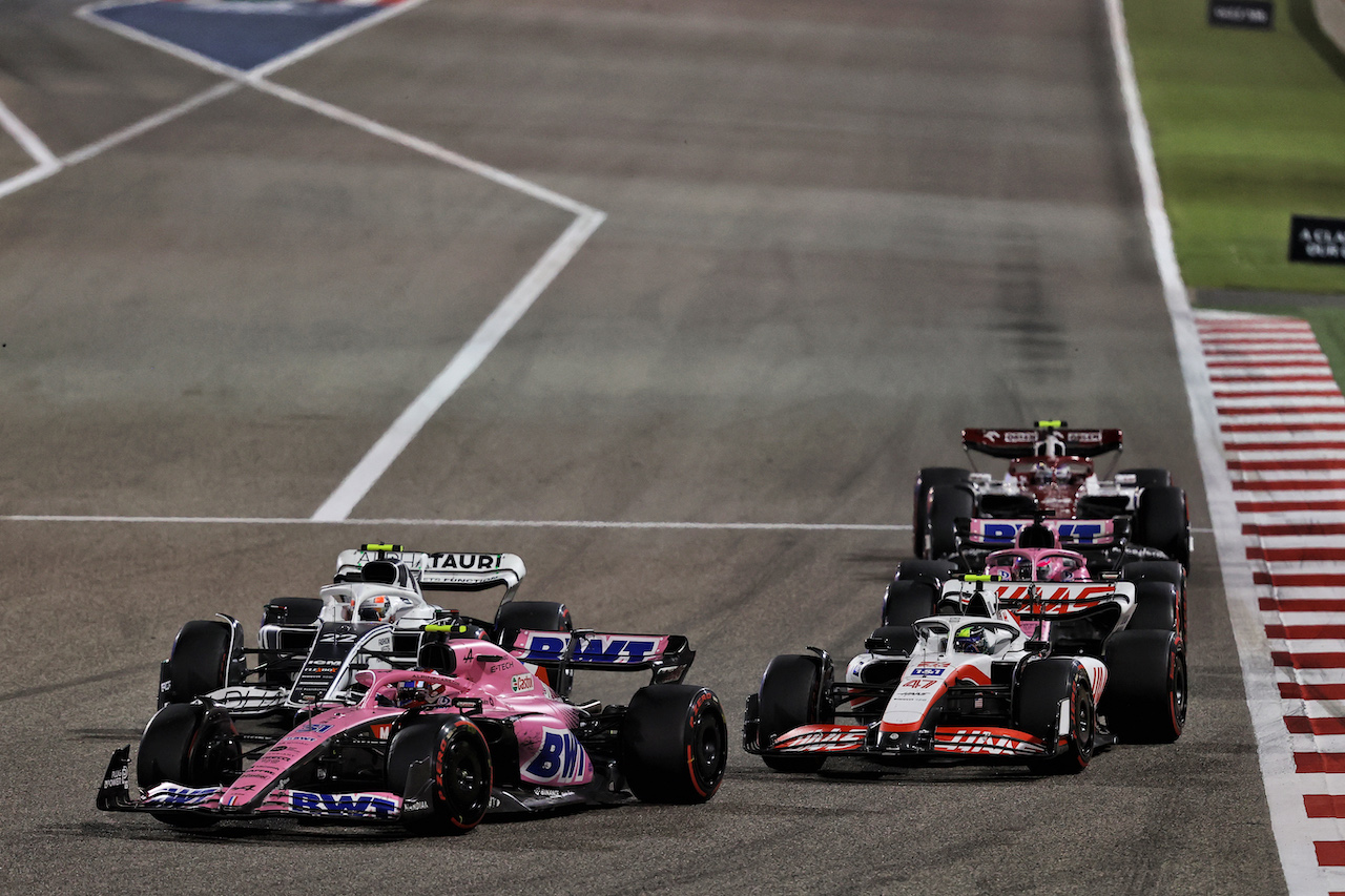 GP BAHRAIN, Esteban Ocon (FRA) Alpine F1 Team A522.
20.03.2022. Formula 1 World Championship, Rd 1, Bahrain Grand Prix, Sakhir, Bahrain, Gara Day.
- www.xpbimages.com, EMail: requests@xpbimages.com © Copyright: Moy / XPB Images