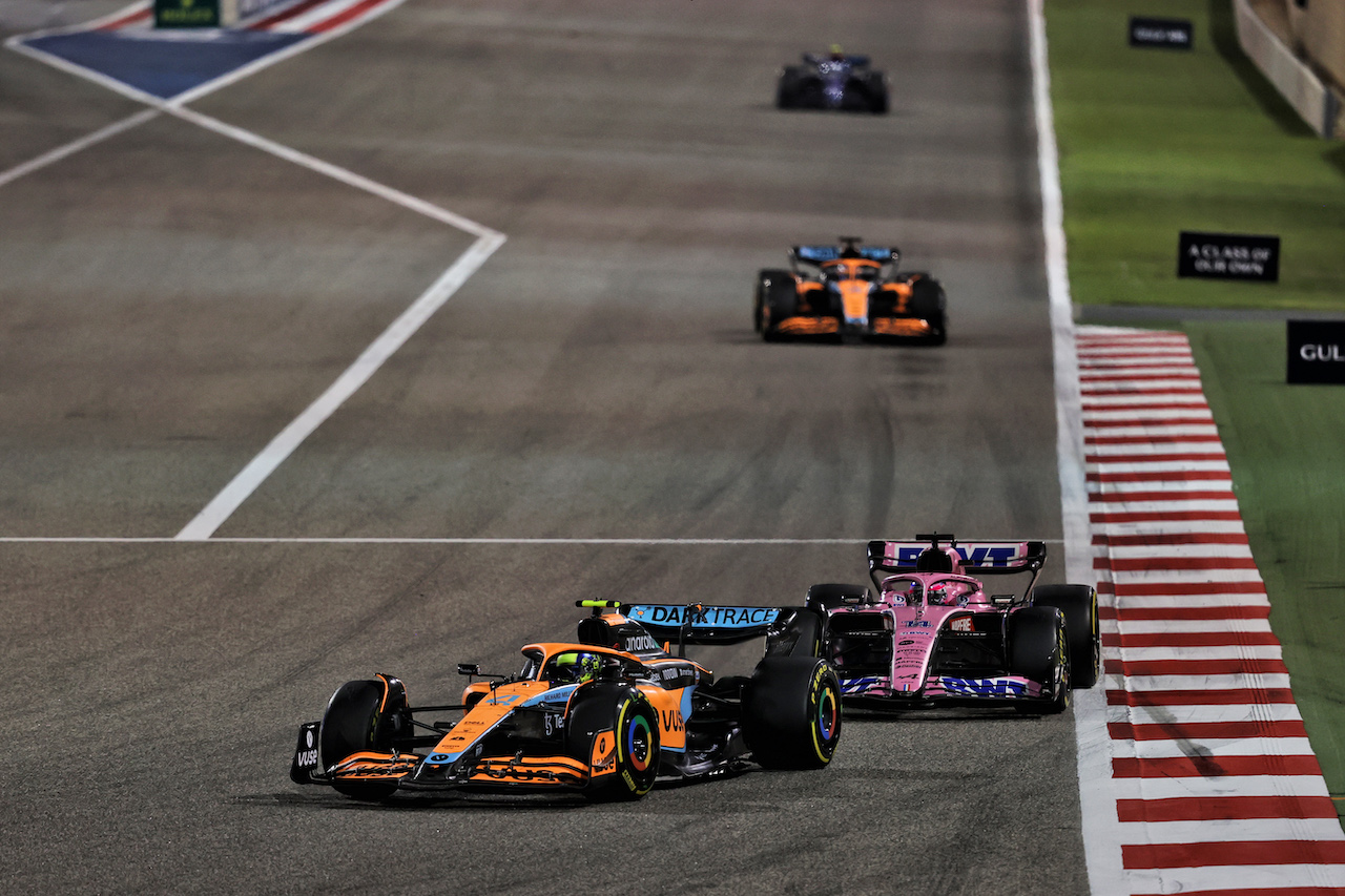 GP BAHRAIN, Lando Norris (GBR) McLaren MCL36.
20.03.2022. Formula 1 World Championship, Rd 1, Bahrain Grand Prix, Sakhir, Bahrain, Gara Day.
- www.xpbimages.com, EMail: requests@xpbimages.com © Copyright: Moy / XPB Images