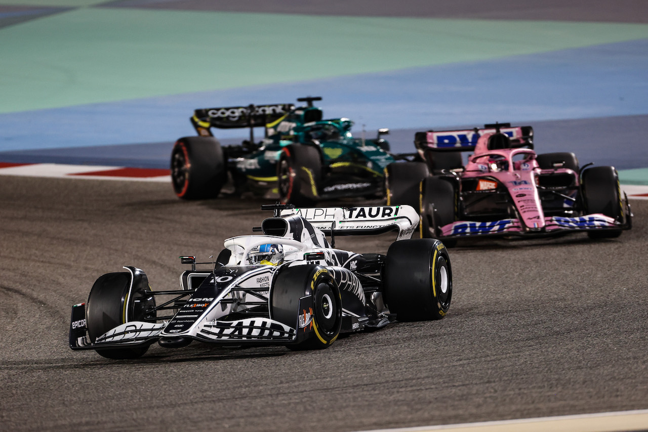 GP BAHRAIN, Pierre Gasly (FRA), AlphaTauri F1 
20.03.2022. Formula 1 World Championship, Rd 1, Bahrain Grand Prix, Sakhir, Bahrain, Gara Day.
- www.xpbimages.com, EMail: requests@xpbimages.com ¬© Copyright: Charniaux / XPB Images