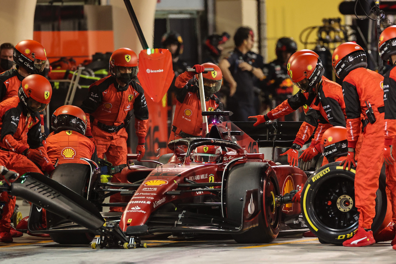 GP BAHRAIN, Charles Leclerc (FRA), Ferrari 
20.03.2022. Formula 1 World Championship, Rd 1, Bahrain Grand Prix, Sakhir, Bahrain, Gara Day.
- www.xpbimages.com, EMail: requests@xpbimages.com ¬© Copyright: Charniaux / XPB Images