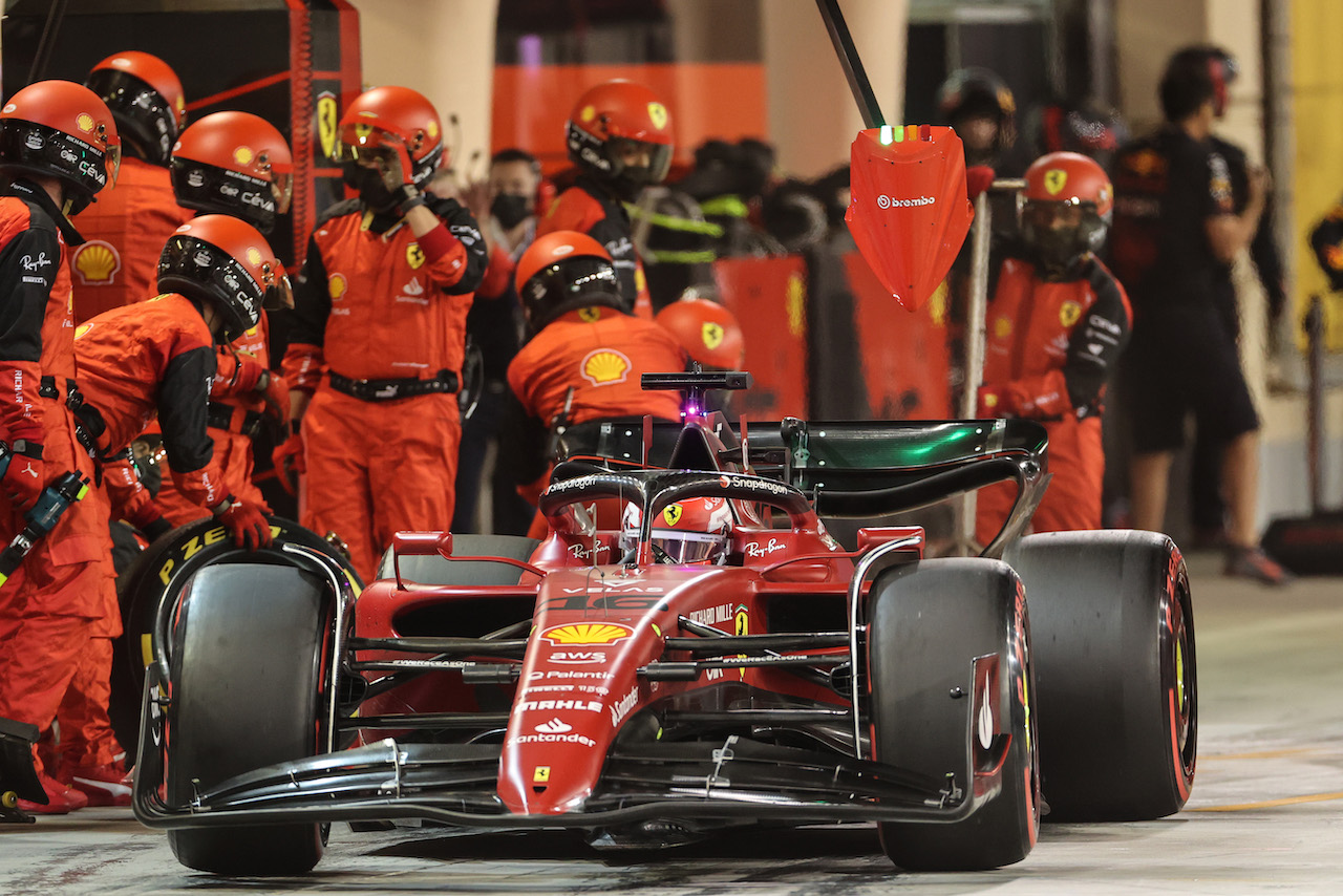 GP BAHRAIN, Charles Leclerc (FRA), Ferrari 
20.03.2022. Formula 1 World Championship, Rd 1, Bahrain Grand Prix, Sakhir, Bahrain, Gara Day.
- www.xpbimages.com, EMail: requests@xpbimages.com ¬© Copyright: Charniaux / XPB Images