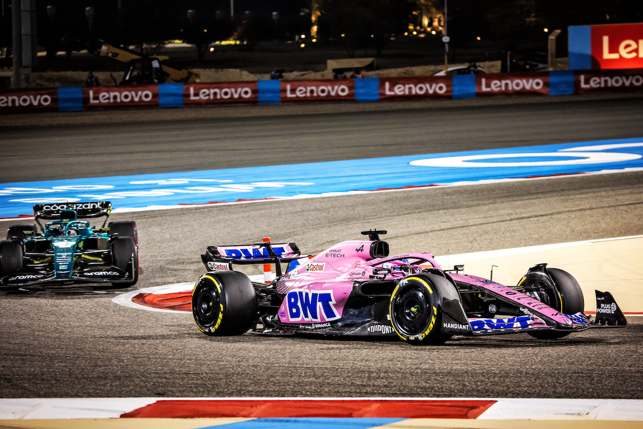 GP BAHRAIN, Fernando Alonso (ESP) Alpine F1 Team A522.
20.03.2022. Formula 1 World Championship, Rd 1, Bahrain Grand Prix, Sakhir, Bahrain, Gara Day.
- www.xpbimages.com, EMail: requests@xpbimages.com © Copyright: Bearne / XPB Images