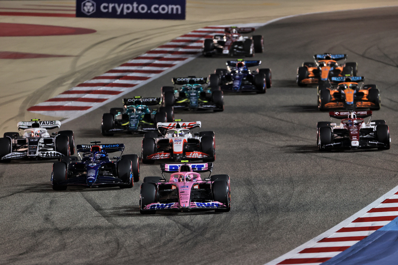 GP BAHRAIN, Esteban Ocon (FRA) Alpine F1 Team A522 at the partenza of the race.
20.03.2022. Formula 1 World Championship, Rd 1, Bahrain Grand Prix, Sakhir, Bahrain, Gara Day.
- www.xpbimages.com, EMail: requests@xpbimages.com © Copyright: Charniaux / XPB Images