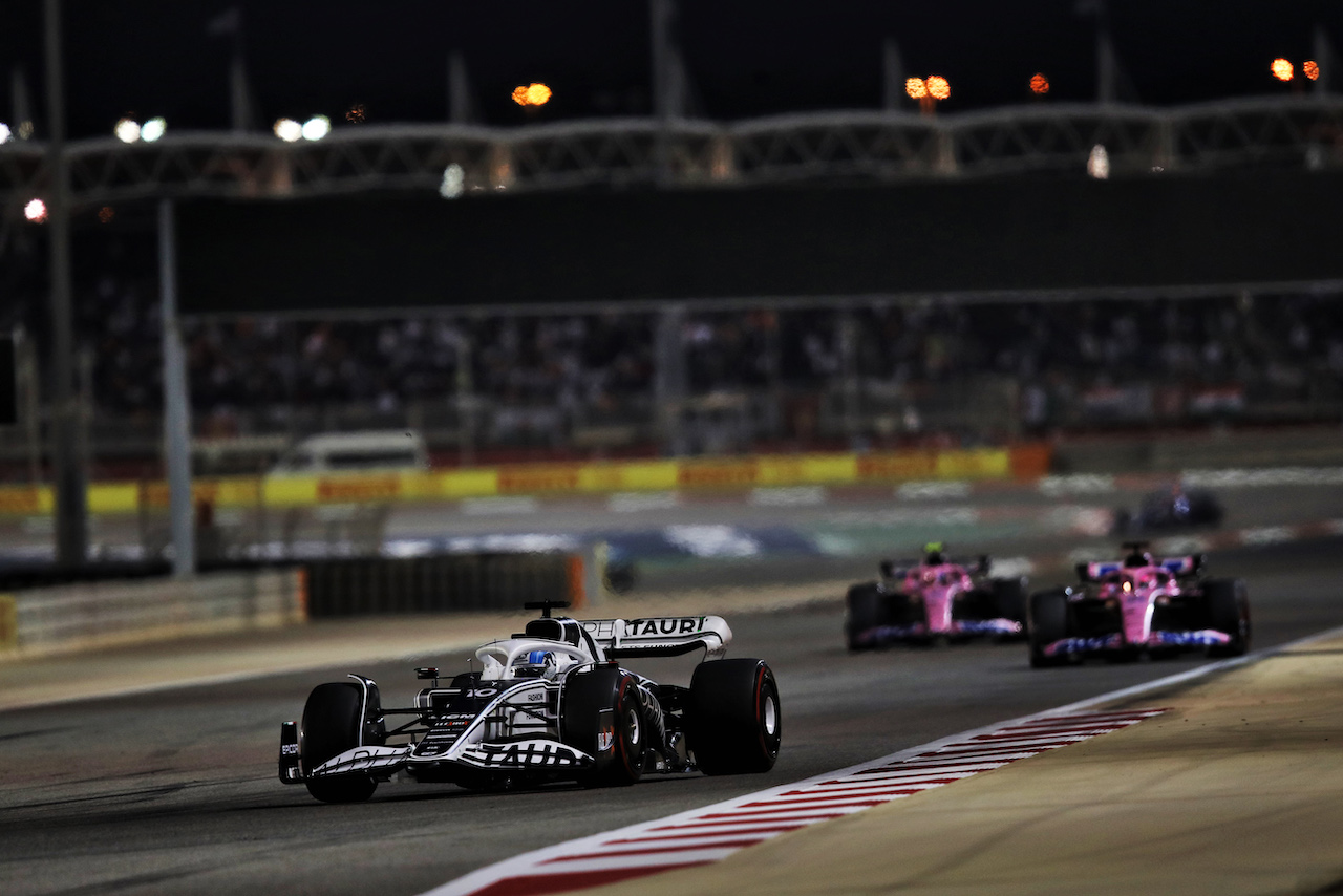 GP BAHRAIN, Pierre Gasly (FRA) AlphaTauri AT03.
20.03.2022. Formula 1 World Championship, Rd 1, Bahrain Grand Prix, Sakhir, Bahrain, Gara Day.
 - www.xpbimages.com, EMail: requests@xpbimages.com © Copyright: Coates / XPB Images