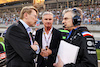 GP BAHRAIN, (L to R): Mika Hakkinen (FIN) with David Coulthard (GBR) Red Bull Racing e Scuderia Toro Advisor / Channel 4 F1 Commentator e Pat Fry (GBR) Alpine F1 Team Chief Technical Officer on the grid.
20.03.2022. Formula 1 World Championship, Rd 1, Bahrain Grand Prix, Sakhir, Bahrain, Gara Day.
- www.xpbimages.com, EMail: requests@xpbimages.com © Copyright: Moy / XPB Images