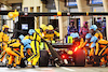 GP BAHRAIN, Lando Norris (GBR) McLaren MCL36 makes a pit stop.
20.03.2022. Formula 1 World Championship, Rd 1, Bahrain Grand Prix, Sakhir, Bahrain, Gara Day.
- www.xpbimages.com, EMail: requests@xpbimages.com © Copyright: Batchelor / XPB Images