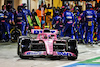 GP BAHRAIN, Esteban Ocon (FRA) Alpine F1 Team A522 makes a pit stop.
20.03.2022. Formula 1 World Championship, Rd 1, Bahrain Grand Prix, Sakhir, Bahrain, Gara Day.
- www.xpbimages.com, EMail: requests@xpbimages.com © Copyright: Batchelor / XPB Images