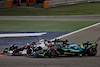 GP BAHRAIN, Guanyu Zhou (CHN) Alfa Romeo F1 Team C42 e Lance Stroll (CDN) Aston Martin F1 Team AMR22 battle for position.
20.03.2022. Formula 1 World Championship, Rd 1, Bahrain Grand Prix, Sakhir, Bahrain, Gara Day.
- www.xpbimages.com, EMail: requests@xpbimages.com © Copyright: Moy / XPB Images