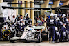 GP BAHRAIN, Pierre Gasly (FRA) AlphaTauri AT03 makes a pit stop.
20.03.2022. Formula 1 World Championship, Rd 1, Bahrain Grand Prix, Sakhir, Bahrain, Gara Day.
- www.xpbimages.com, EMail: requests@xpbimages.com © Copyright: Batchelor / XPB Images