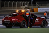 GP BAHRAIN, Sergio Perez (MEX) Red Bull Racing RB18 retired from the race.
20.03.2022. Formula 1 World Championship, Rd 1, Bahrain Grand Prix, Sakhir, Bahrain, Gara Day.
- www.xpbimages.com, EMail: requests@xpbimages.com © Copyright: Bearne / XPB Images