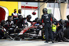 GP BAHRAIN, Valtteri Bottas (FIN) Alfa Romeo F1 Team C42 pit stop.
20.03.2022. Formula 1 World Championship, Rd 1, Bahrain Grand Prix, Sakhir, Bahrain, Gara Day.
- www.xpbimages.com, EMail: requests@xpbimages.com ¬© Copyright: Batchelor / XPB Images