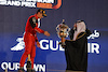 GP BAHRAIN, Gara winner Charles Leclerc (MON) Ferrari celebrates on the podium.
20.03.2022. Formula 1 World Championship, Rd 1, Bahrain Grand Prix, Sakhir, Bahrain, Gara Day.
- www.xpbimages.com, EMail: requests@xpbimages.com © Copyright: Moy / XPB Images