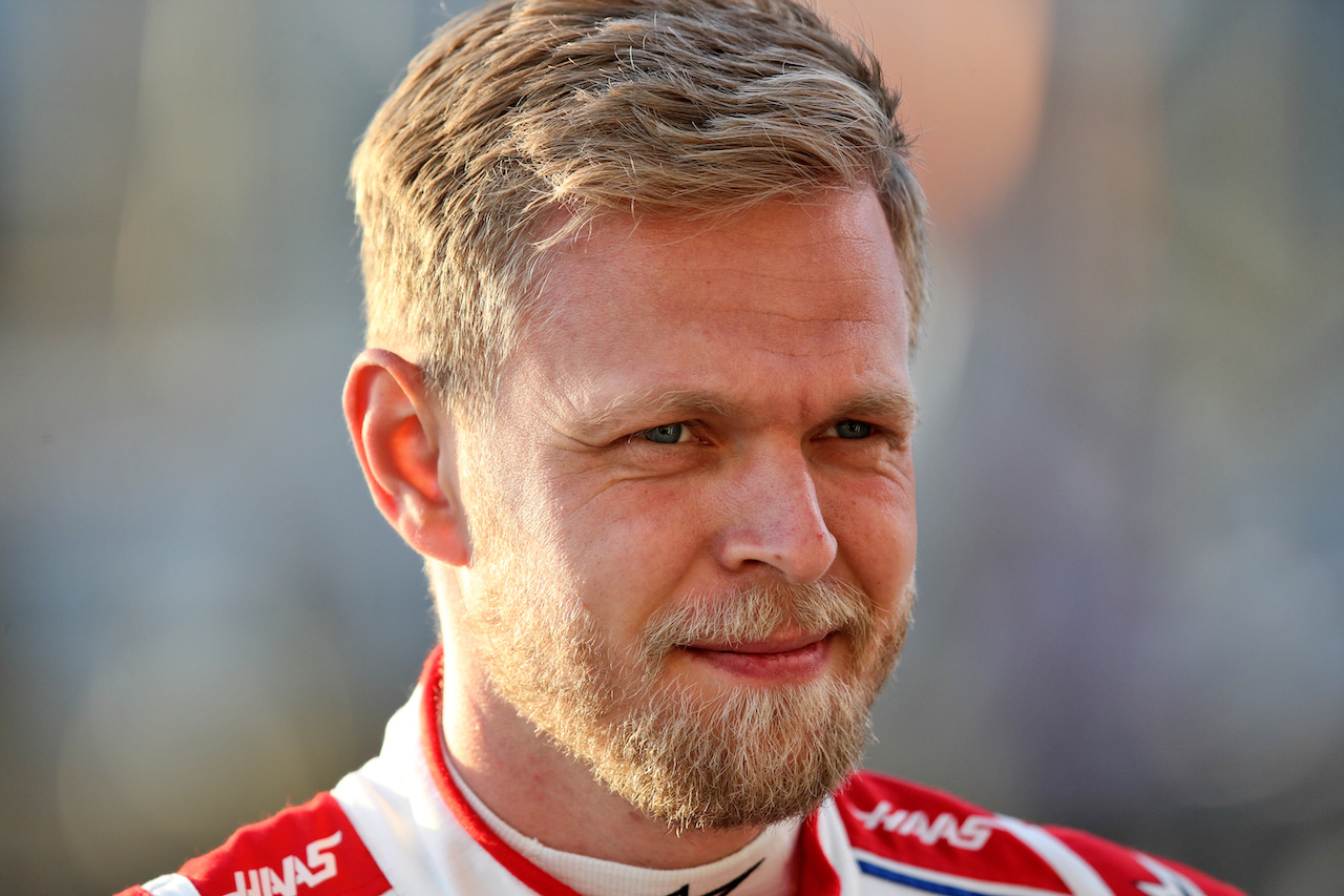 GP BAHRAIN, Kevin Magnussen (DEN) Haas F1 Team.
17.03.2022. Formula 1 World Championship, Rd 1, Bahrain Grand Prix, Sakhir, Bahrain, Preparation Day.
 - www.xpbimages.com, EMail: requests@xpbimages.com © Copyright: Coates / XPB Images