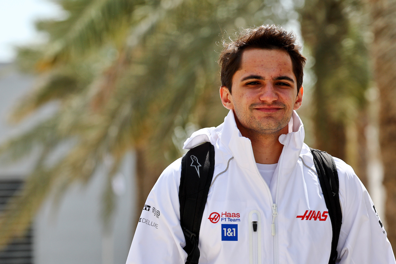 GP BAHRAIN, Pietro Fittipaldi (BRA) Haas F1 Team Reserve Driver.
17.03.2022. Formula 1 World Championship, Rd 1, Bahrain Grand Prix, Sakhir, Bahrain, Preparation Day.
- www.xpbimages.com, EMail: requests@xpbimages.com © Copyright: Batchelor / XPB Images