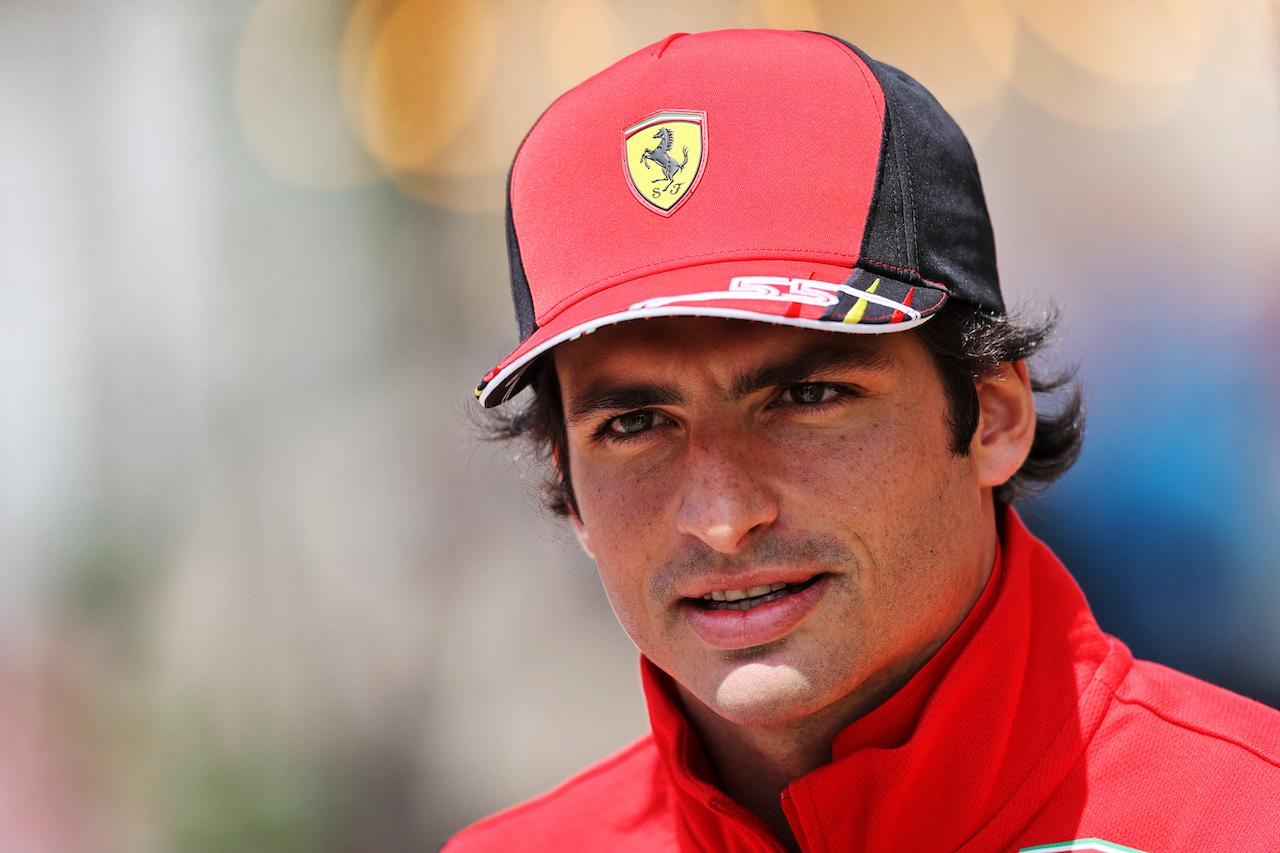 GP BAHRAIN, Carlos Sainz Jr (ESP) Ferrari.
17.03.2022. Formula 1 World Championship, Rd 1, Bahrain Grand Prix, Sakhir, Bahrain, Preparation Day.
- www.xpbimages.com, EMail: requests@xpbimages.com © Copyright: Moy / XPB Images