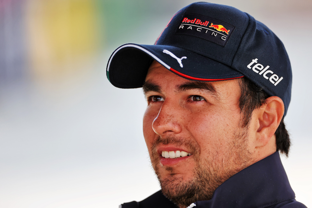 GP BAHRAIN, Sergio Perez (MEX) Red Bull Racing.
17.03.2022. Formula 1 World Championship, Rd 1, Bahrain Grand Prix, Sakhir, Bahrain, Preparation Day.
- www.xpbimages.com, EMail: requests@xpbimages.com © Copyright: Charniaux / XPB Images