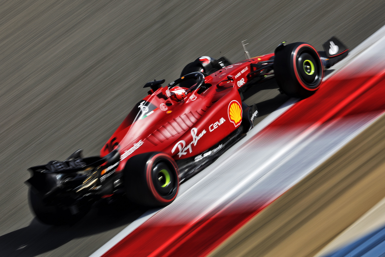GP BAHRAIN, Charles Leclerc (MON) Ferrari F1-75.
19.03.2022. Formula 1 World Championship, Rd 1, Bahrain Grand Prix, Sakhir, Bahrain, Qualifiche Day.
- www.xpbimages.com, EMail: requests@xpbimages.com © Copyright: Bearne / XPB Images
